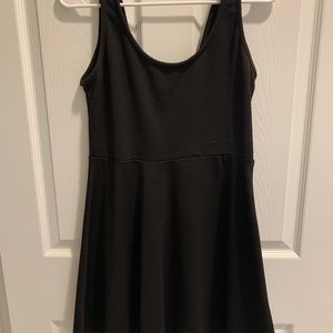 LBD - w/ Bow in Back - size Medium